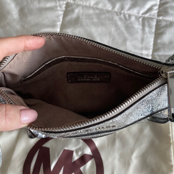 $80 - Picture 4 of 4